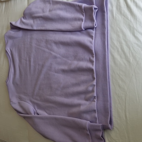 Puma sweater. - Picture 5 of 6